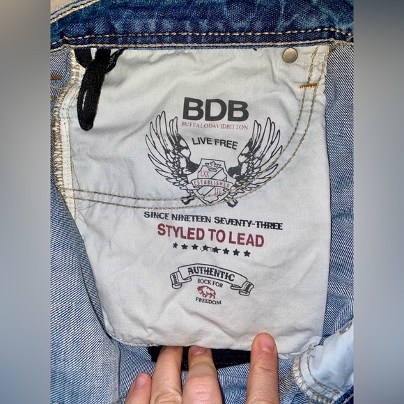 Men's Distressed Blue Jeans. Buffalo 🦬 jeans. Made in USA 🇺🇸 - Picture 2 of 7